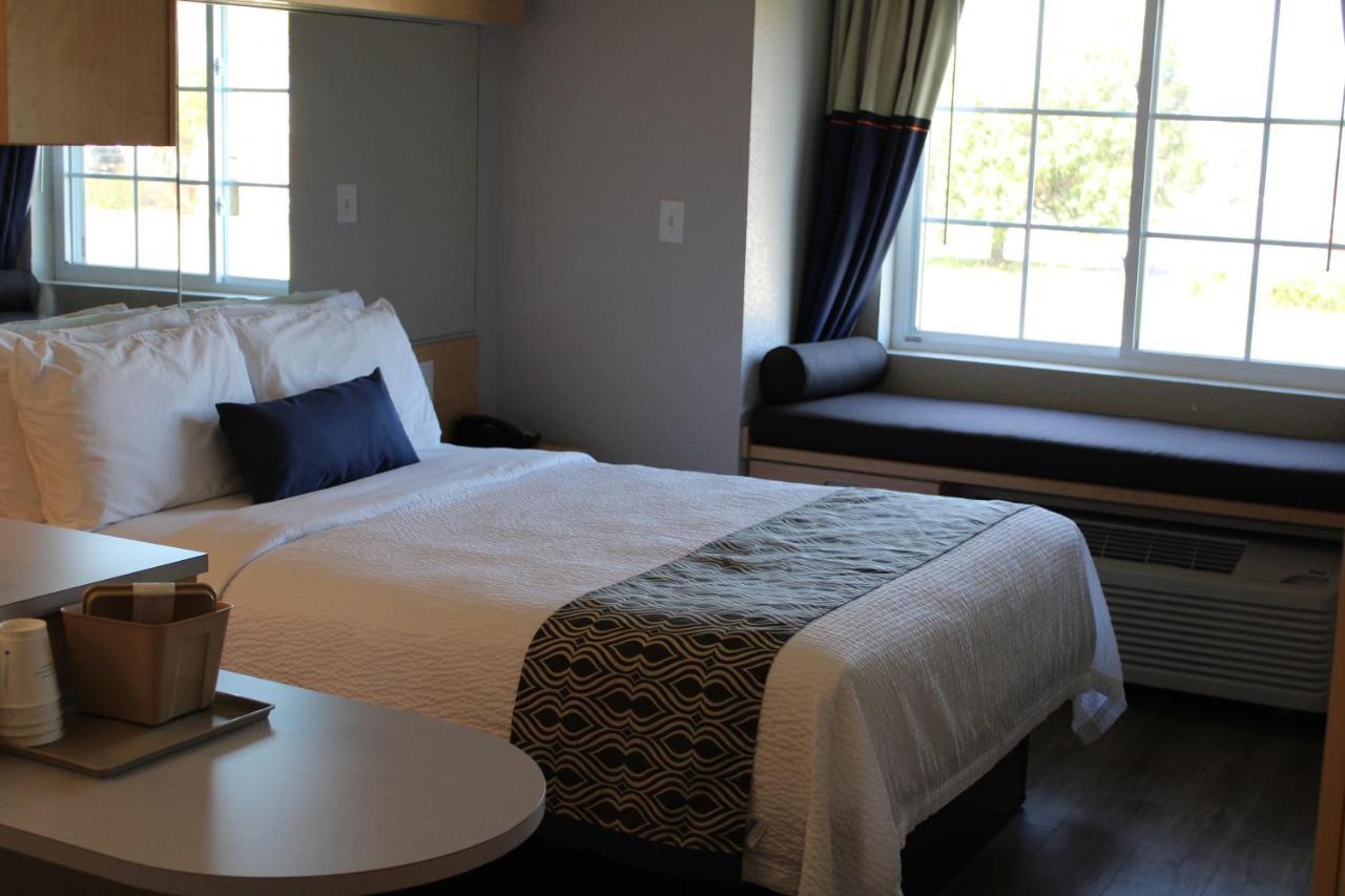 Microtel Inn & Suites by Wyndham Albertville Exterior foto